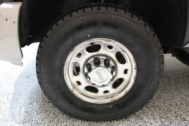 Used 2007 GMC Sierra 2500 SLT w/ Heavy-Duty Power Package image 24