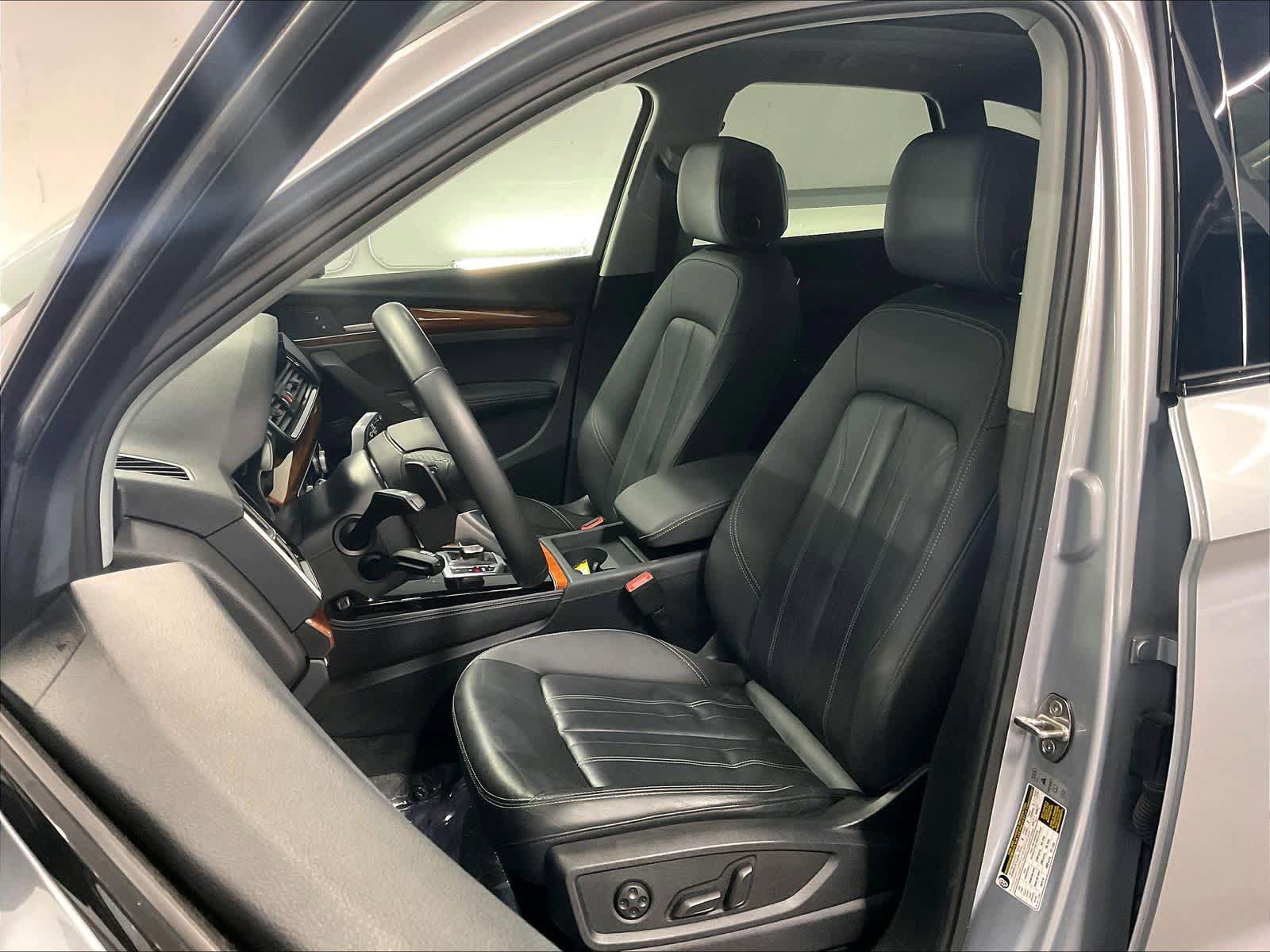 Used 2023 Audi Q5 2.0T Premium Plus AWD/4WD image 25