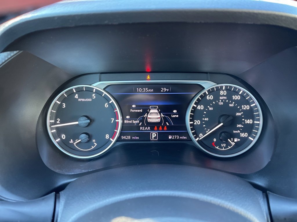 Used 2024 Nissan Sentra SR w/ SR Premium Package image 9