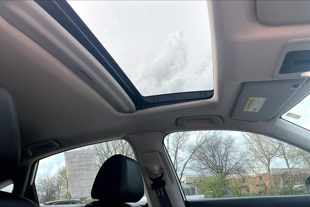 Used 2022 Honda Civic EX-L image 21