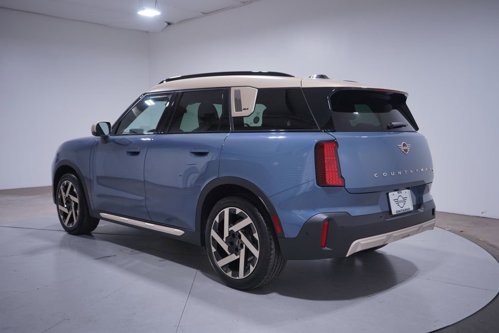 Used 2025 MINI Cooper Countryman SE w/ Comfort Package Max image 3