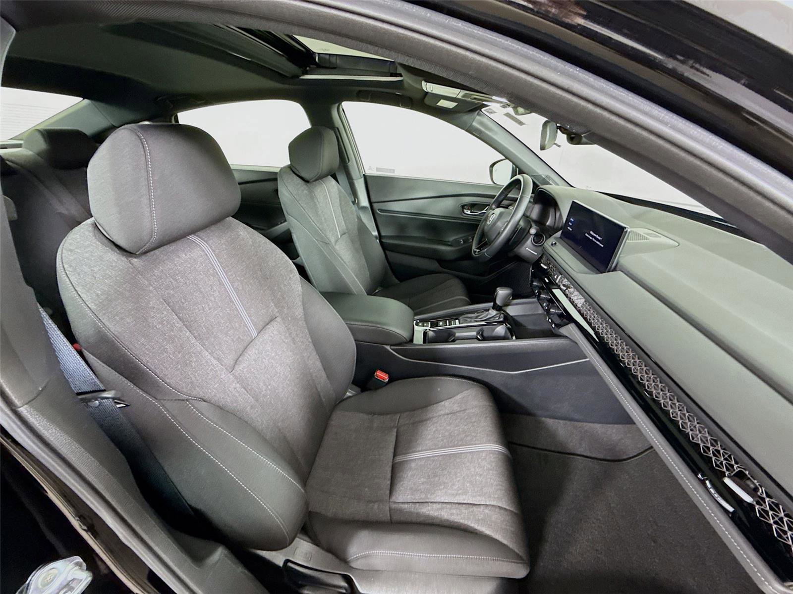 Certified 2023 Honda Accord Sport image 26