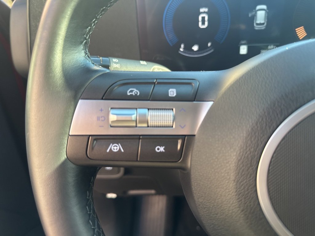 Used 2025 Hyundai Kona SEL image 26