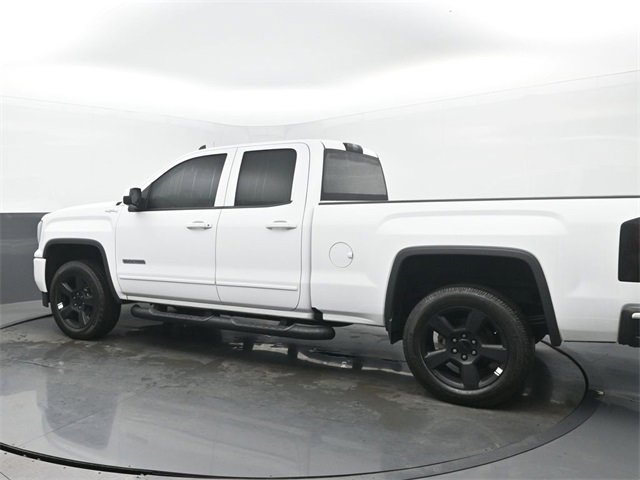 Used 2017 GMC Sierra 1500 SLE image 3