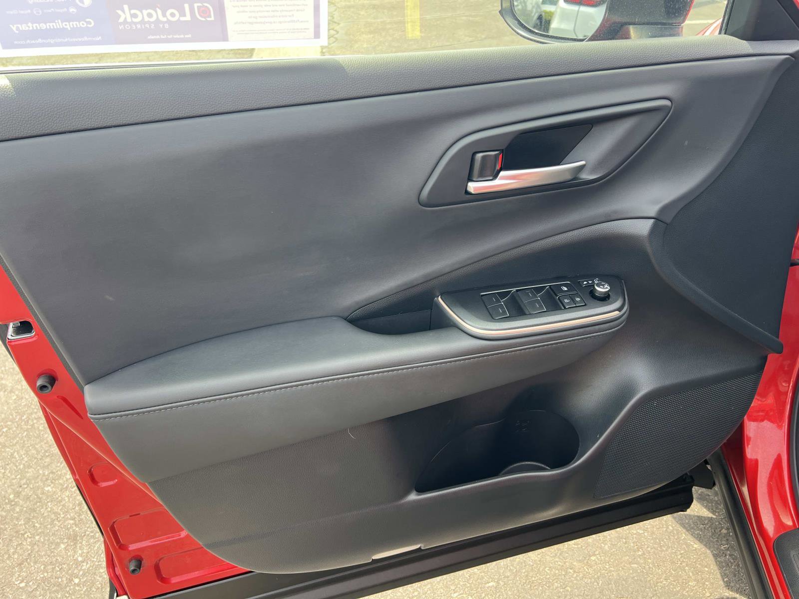 Used 2023 Toyota Crown XLE image 6