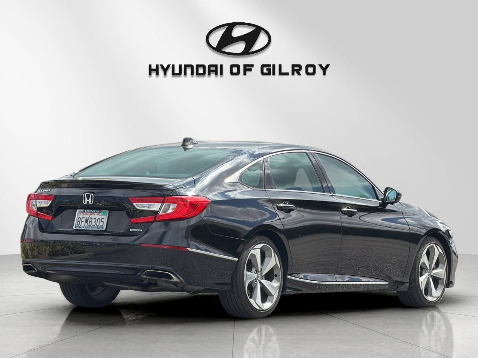Used 2018 Honda Accord Touring image 5