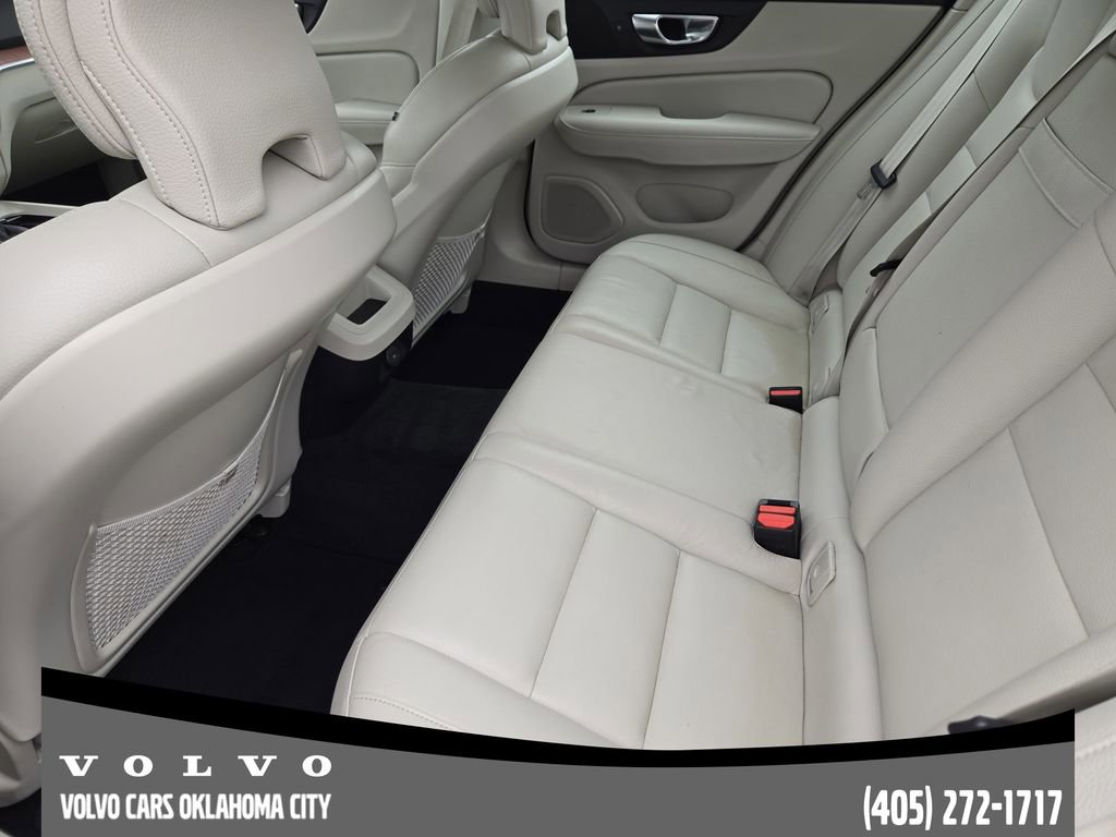 Used 2021 Volvo S60 T5 Momentum AWD/4WD image 29