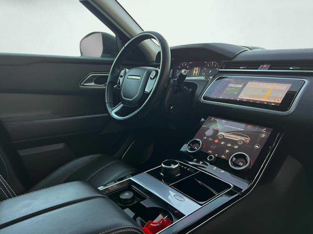 Used 2018 Land Rover Range Rover Velar S image 30