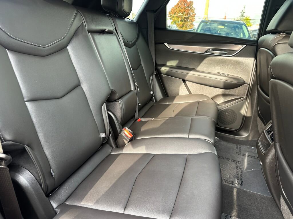 Used 2022 Cadillac XT5 Luxury image 26