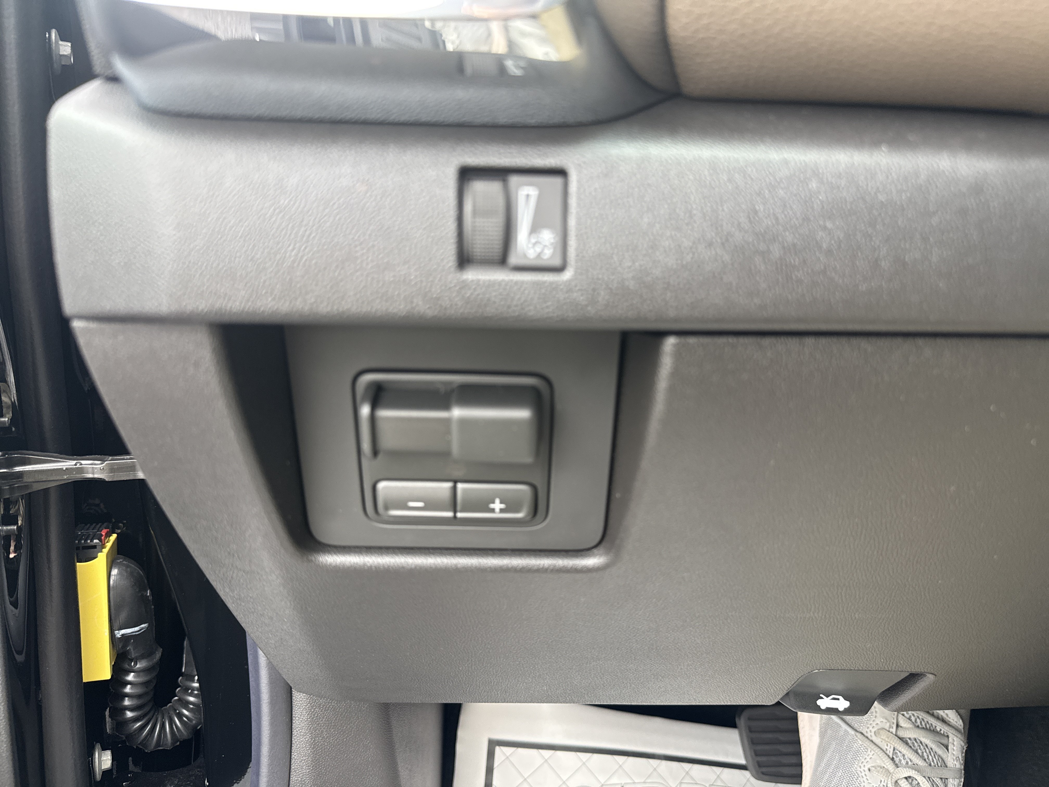 New 2026 GMC Canyon Denali AWD/4WD image 30