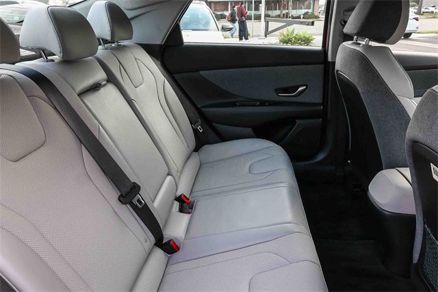 Certified 2023 Hyundai Elantra Limited image 20