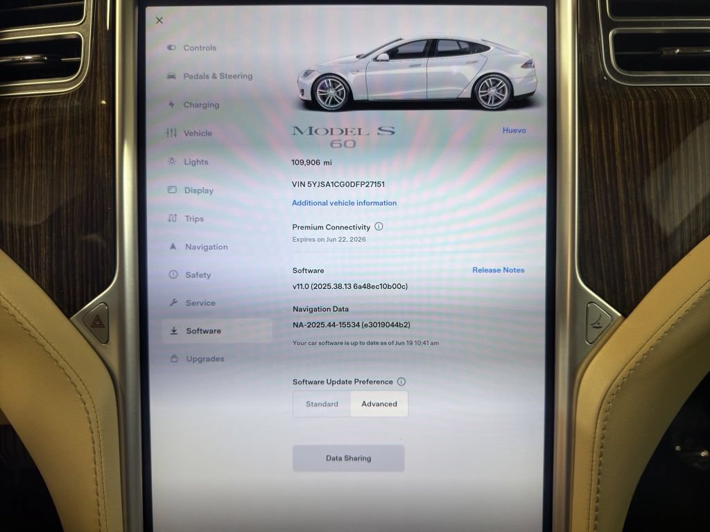 Used 2013 Tesla Model S RWD image 14