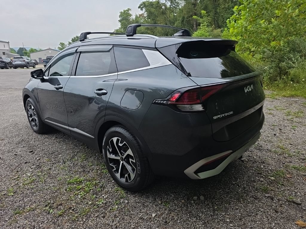 Used 2023 Kia Sportage EX AWD/4WD image 6