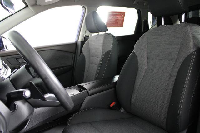 Certified 2022 Nissan Rogue SV FWD image 18