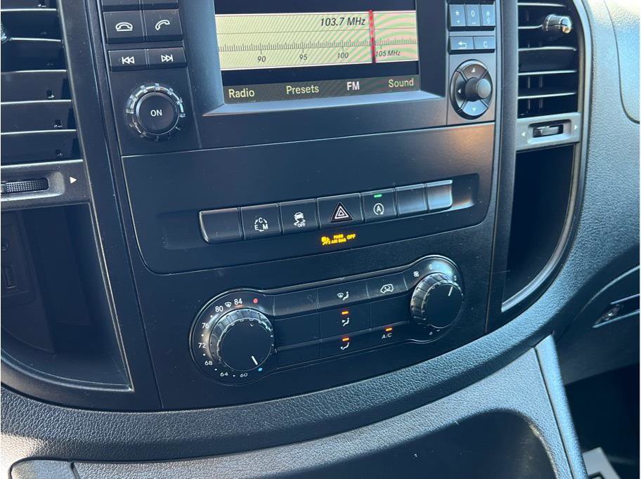Used 2017 Mercedes-Benz Metris image 11