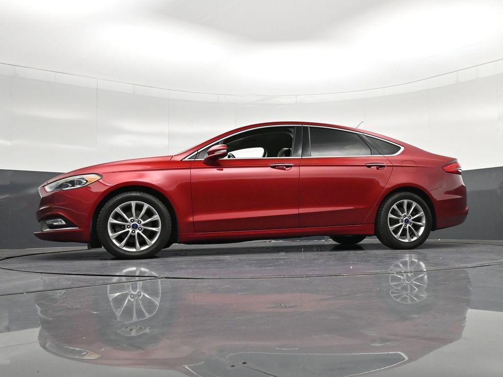 Used 2017 Ford Fusion SE w/ Fusion SE Technology Package FWD image 36