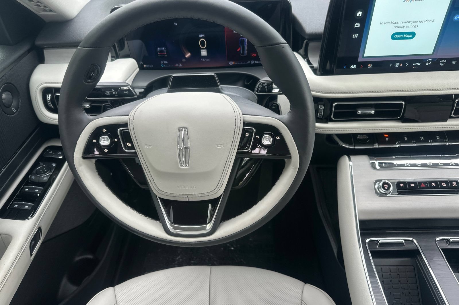 New 2026 Lincoln Aviator Reserve w/ Jet Appearance Package RWD image 11