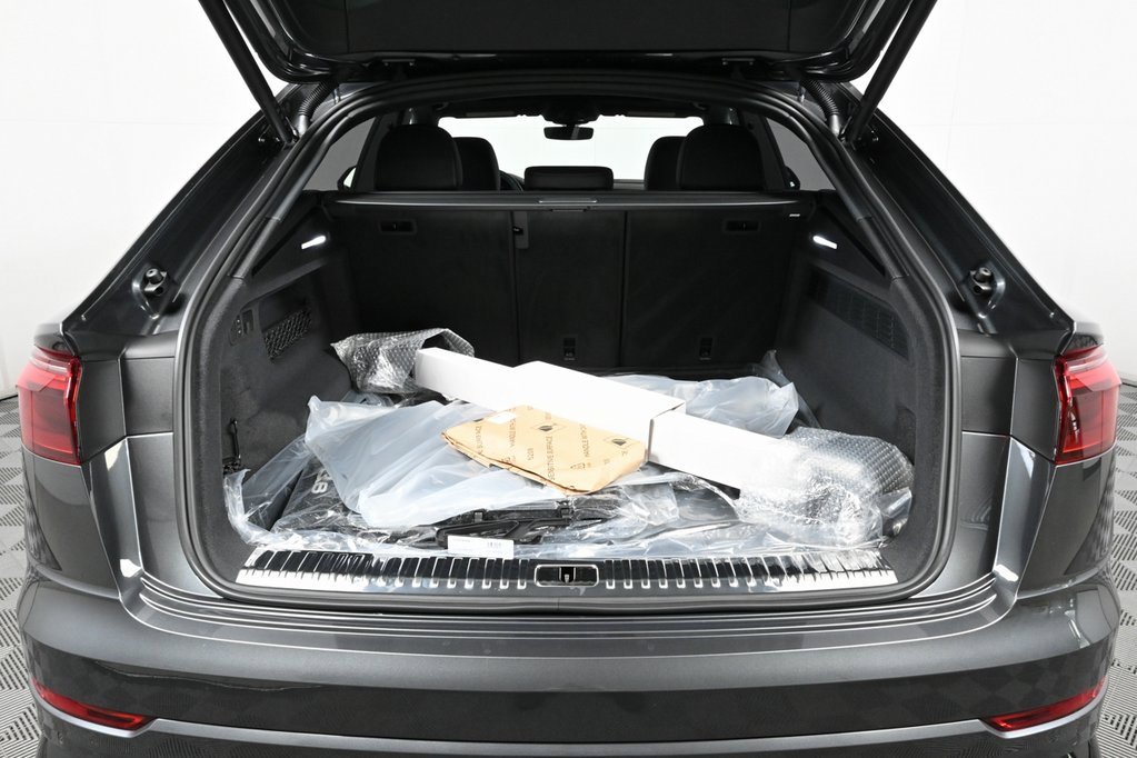 New 2025 Audi Q8 Premium Plus image 29