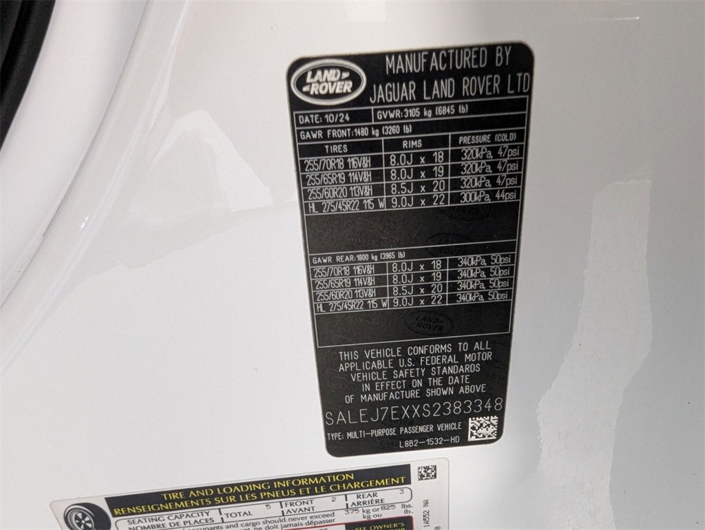 Used 2025 Land Rover Defender 110 S image 27