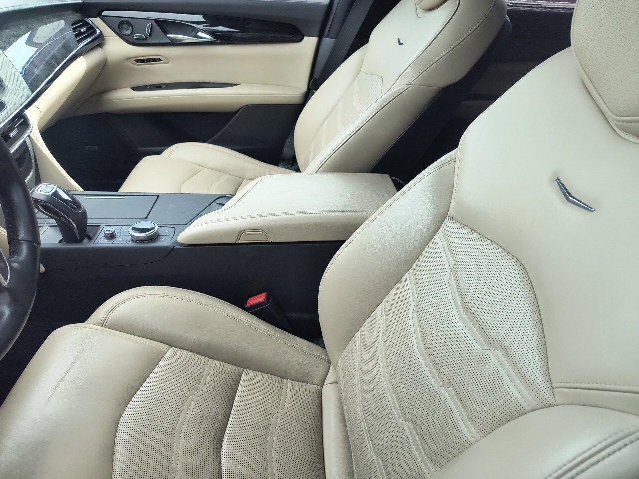 Used 2019 Cadillac CT6 Premium Luxury w/ Rear Seat Package image 4