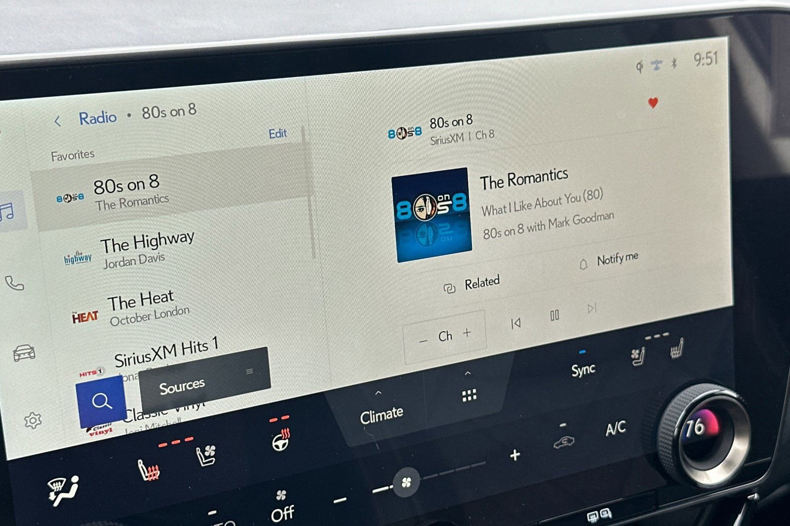 Used 2024 Lexus NX 450h+ AWD w/ Luxury Package image 22