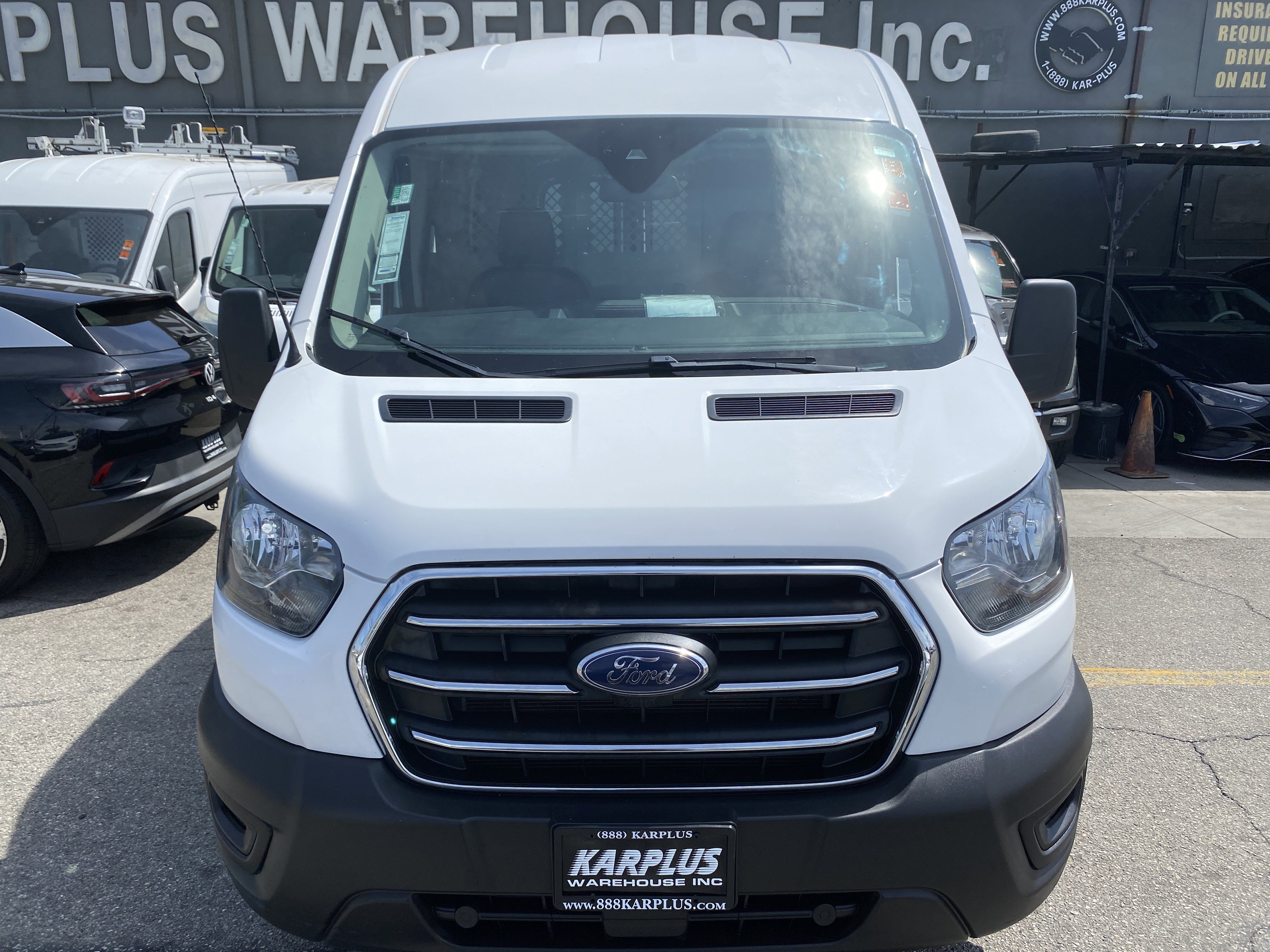 Used 2020 Ford Transit 250 Medium Roof w/ Load Area Protection Package RWD image 3