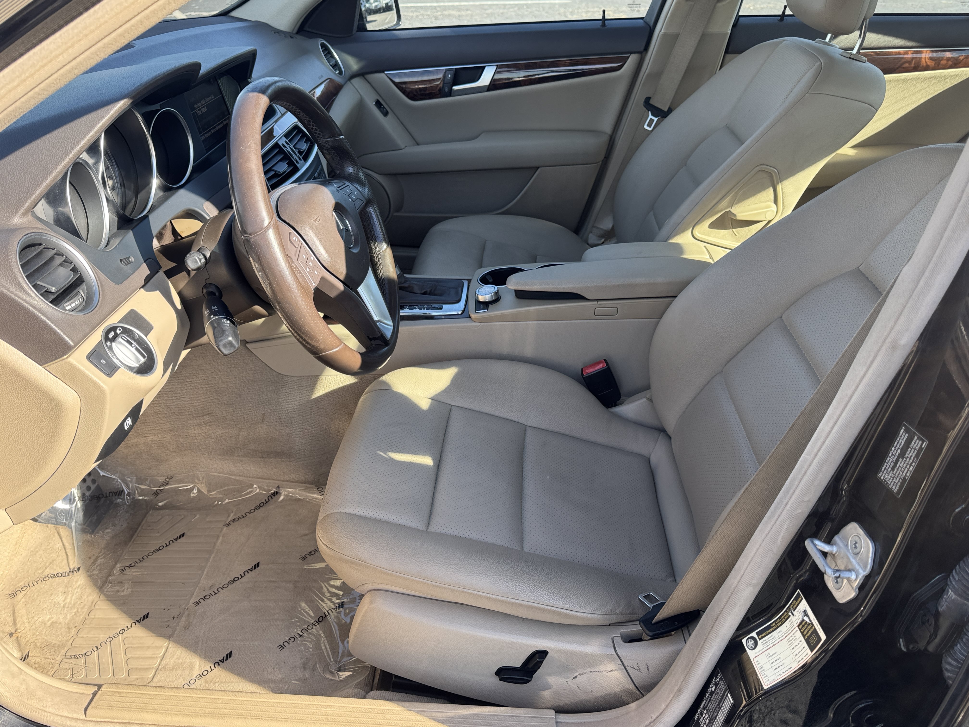 Used 2012 Mercedes-Benz C 300 4MATIC Sedan image 30