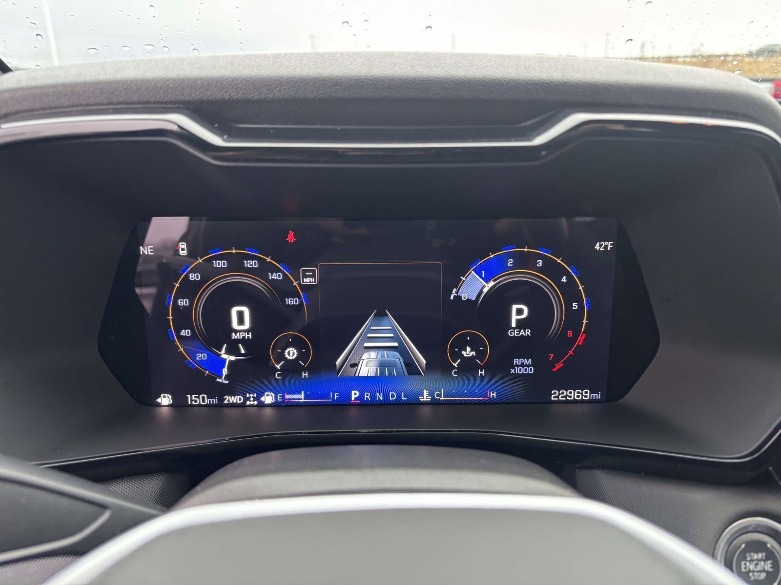 Used 2024 Chevrolet Colorado Z71 w/ Z71 Convenience Package 2 image 17