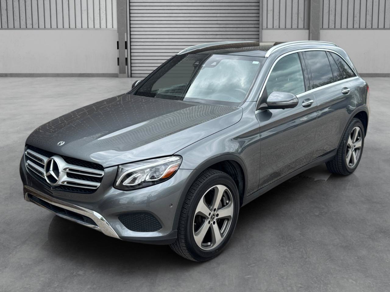 Used 2018 Mercedes-Benz GLC 300 4MATIC image 31