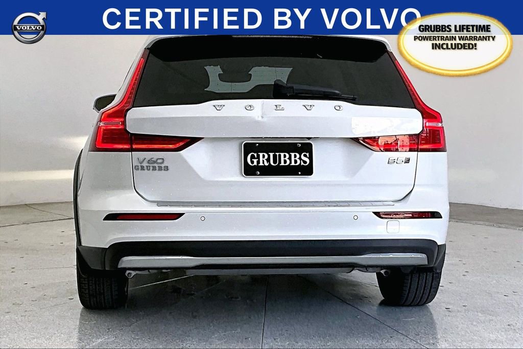 Used 2025 Volvo V60 B5 Cross Country Ultra w/ Protection Package Premier image 7
