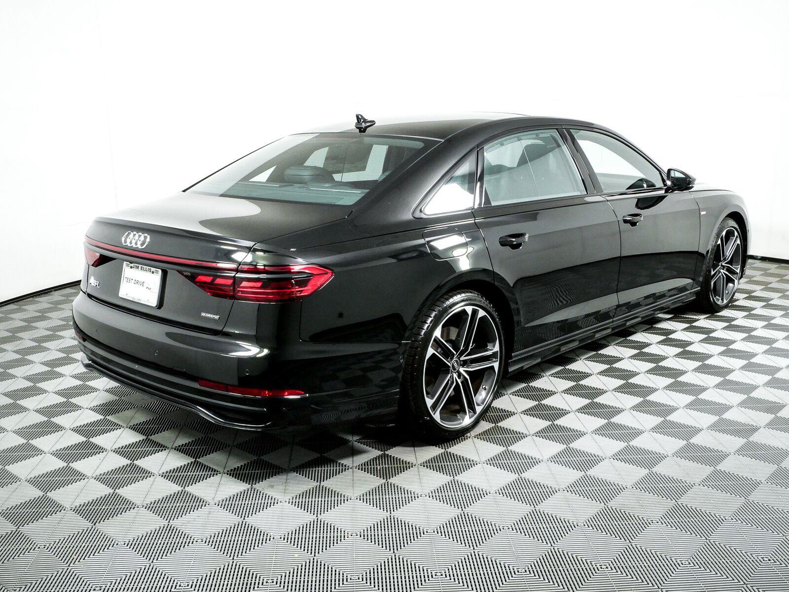 New 2027 Audi A8 L 3.0T AWD/4WD image 3