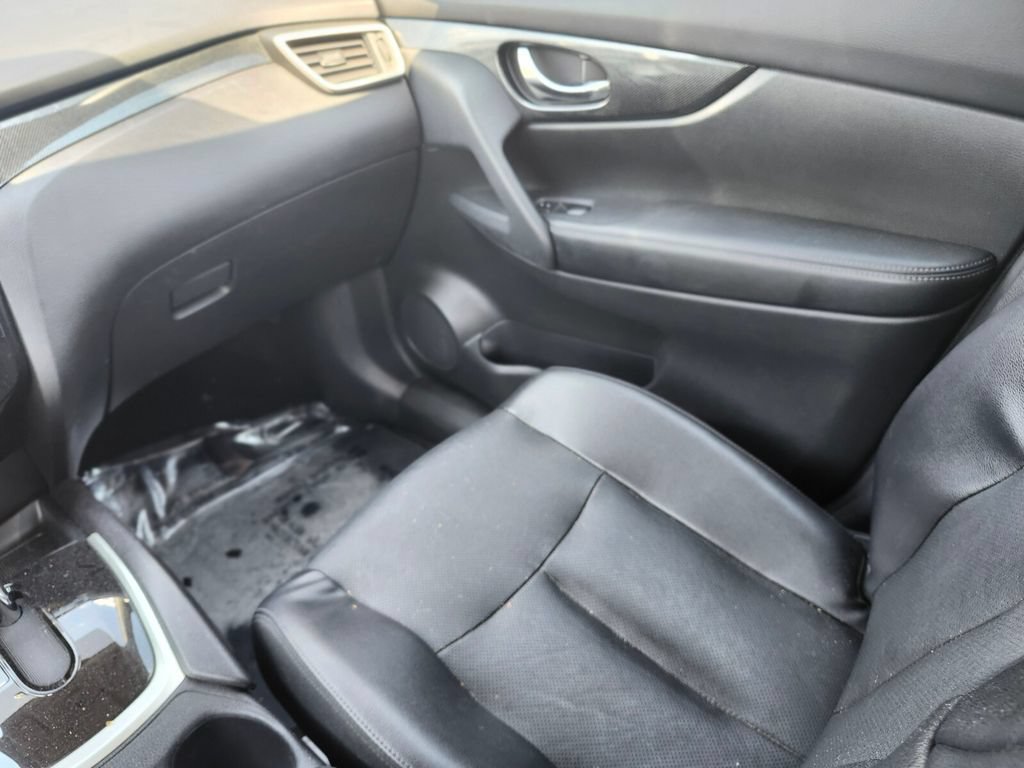 Used 2016 Nissan Rogue SL w/ SL Premium Package AWD/4WD image 15