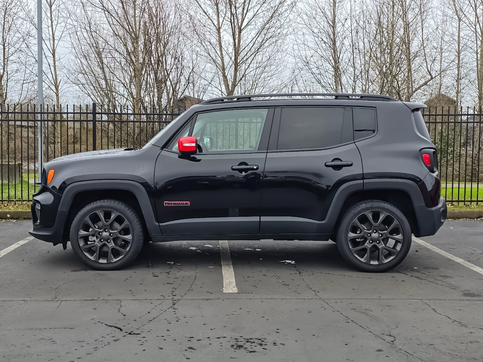 Used 2023 Jeep Renegade Latitude w/ Sun/Sound Group image 7