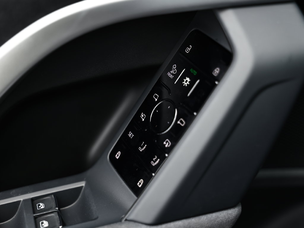 New 2026 Audi SQ5 Prestige AWD/4WD image 16