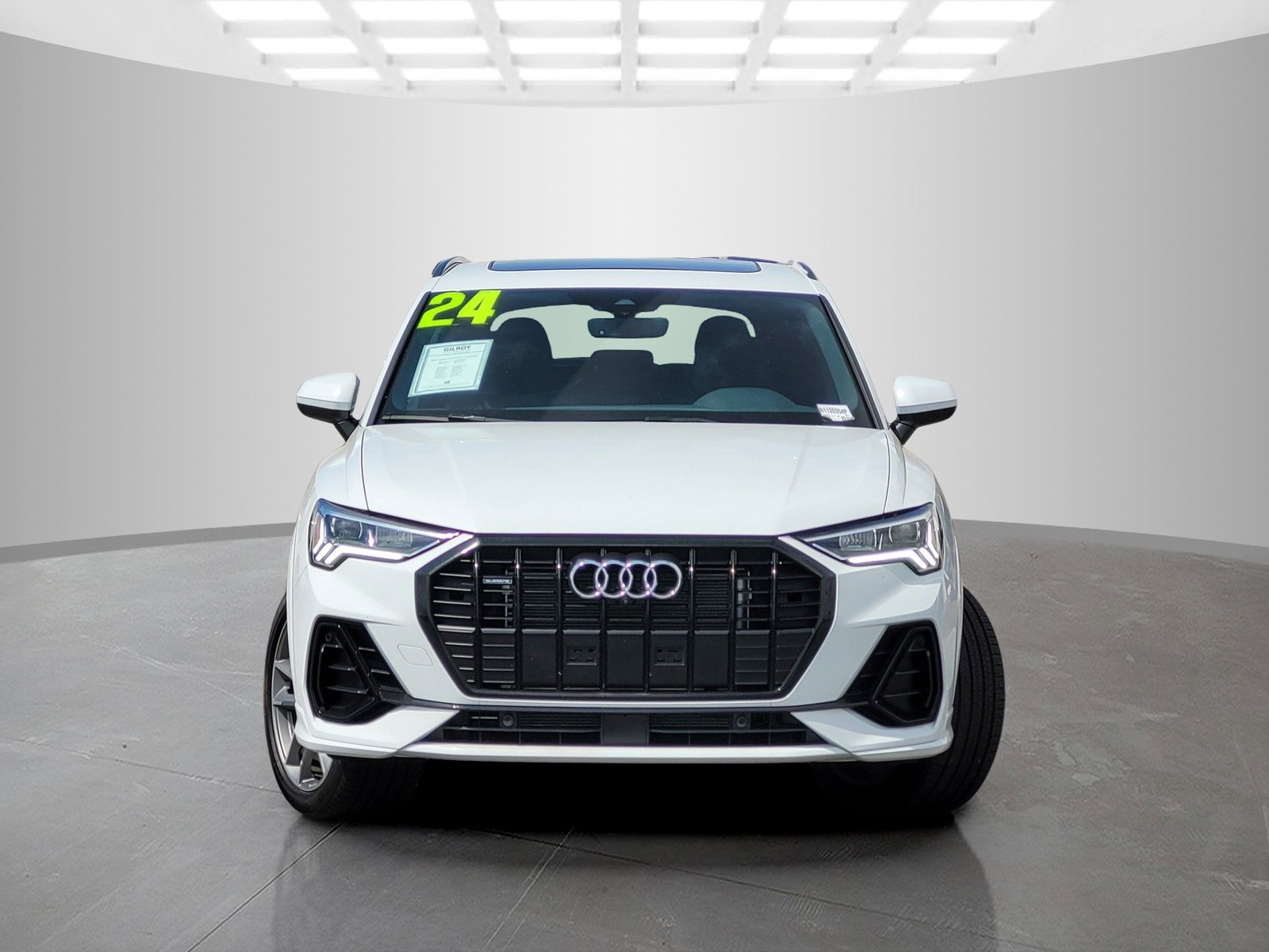 Used 2024 Audi Q3 2.0T Premium Plus w/ Premium Plus Package image 2