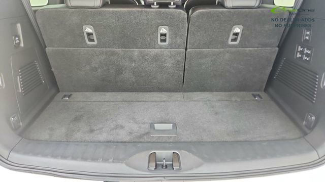 Used 2026 Nissan Armada PRO-4X w/ Captain's Chari Seat Package AWD/4WD image 15