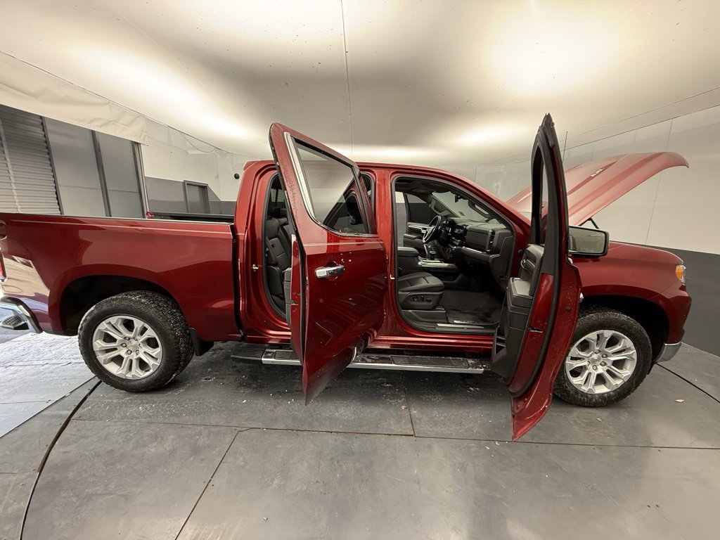 Used 2023 Chevrolet Silverado 1500 LTZ image 19