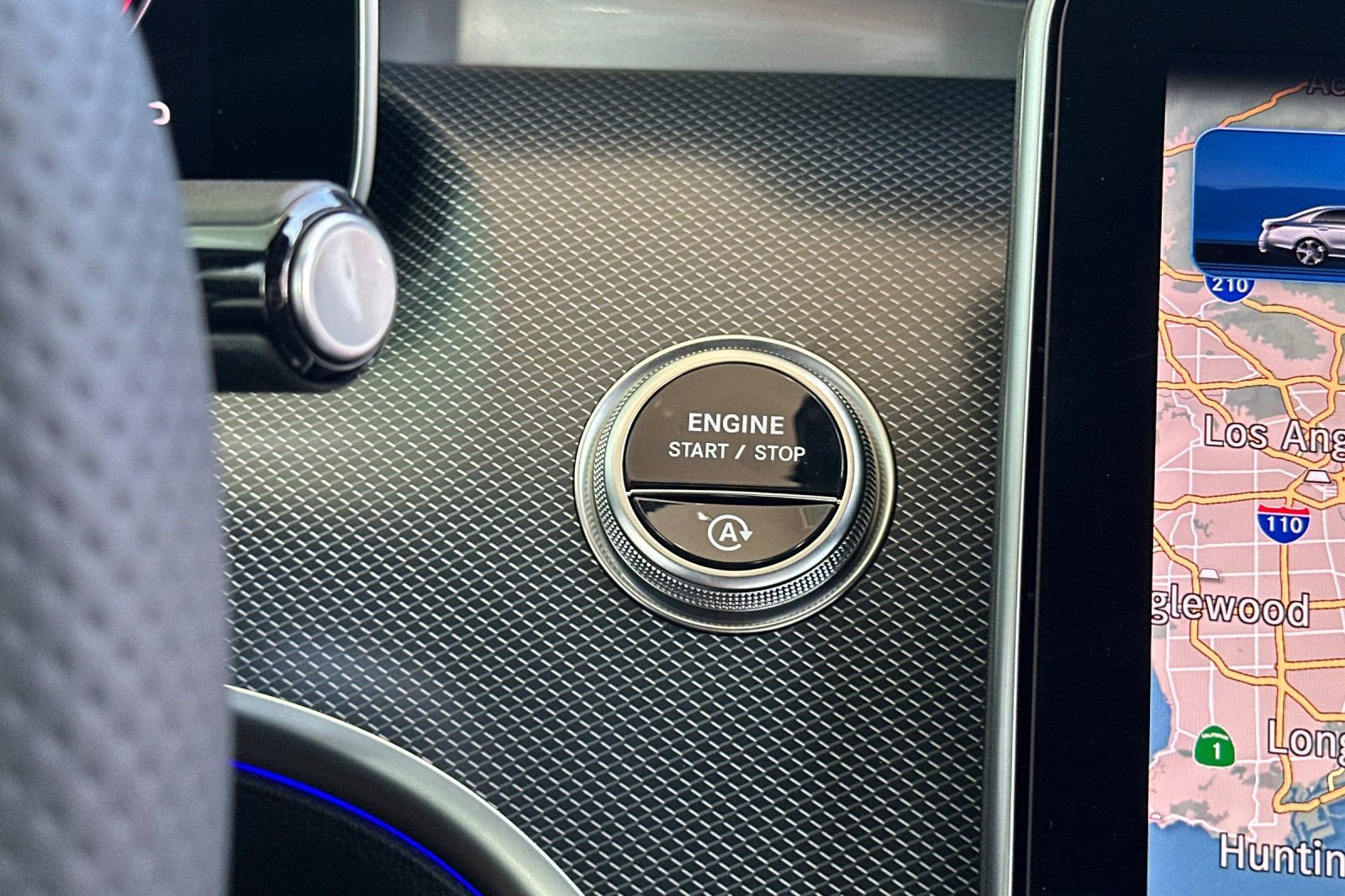 New 2025 Mercedes-Benz C 300 Sedan image 21