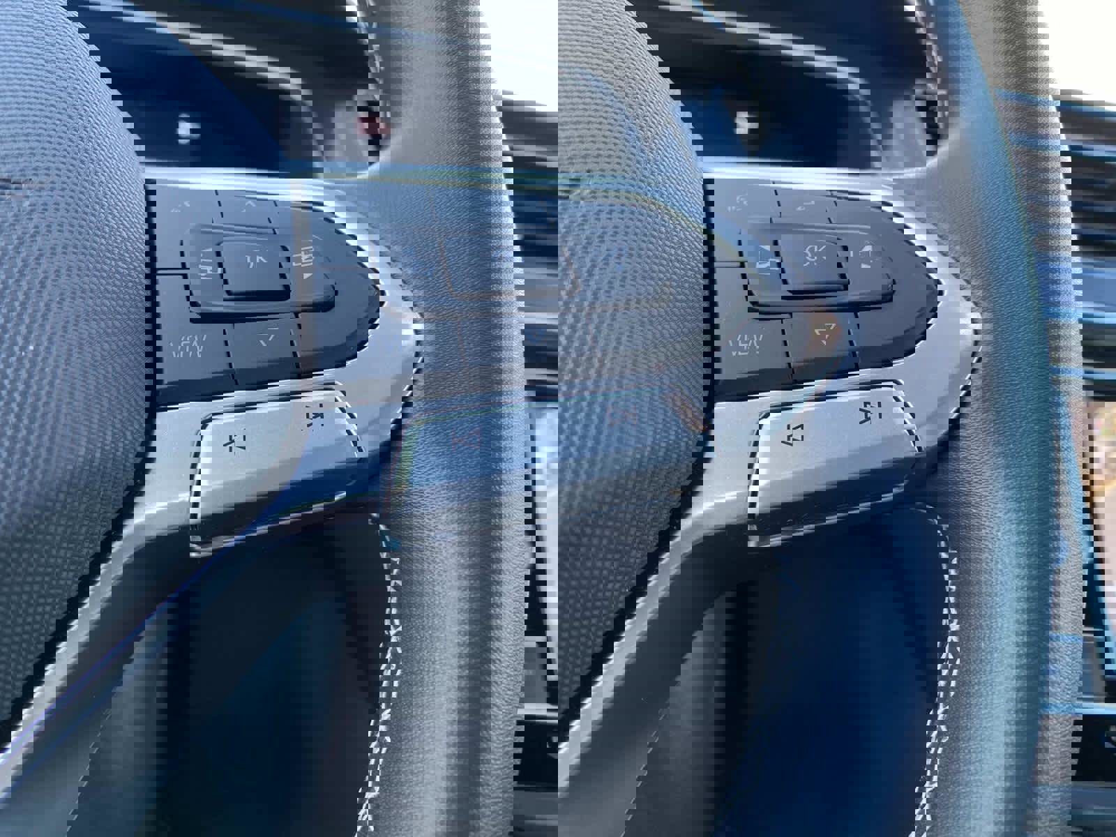 Used 2022 Volkswagen Tiguan S image 17