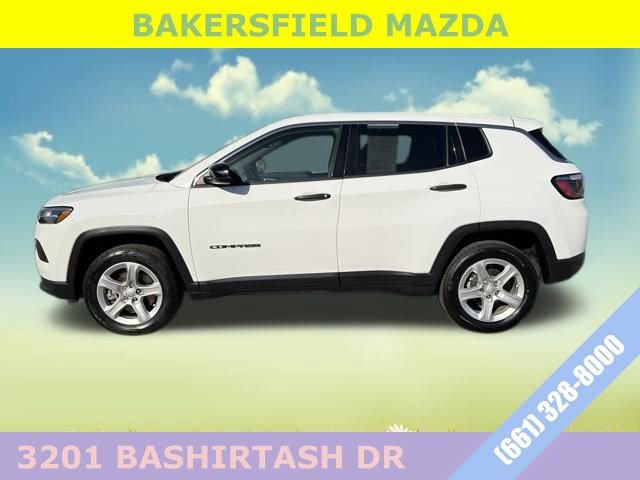 Used 2023 Jeep Compass Sport image 2