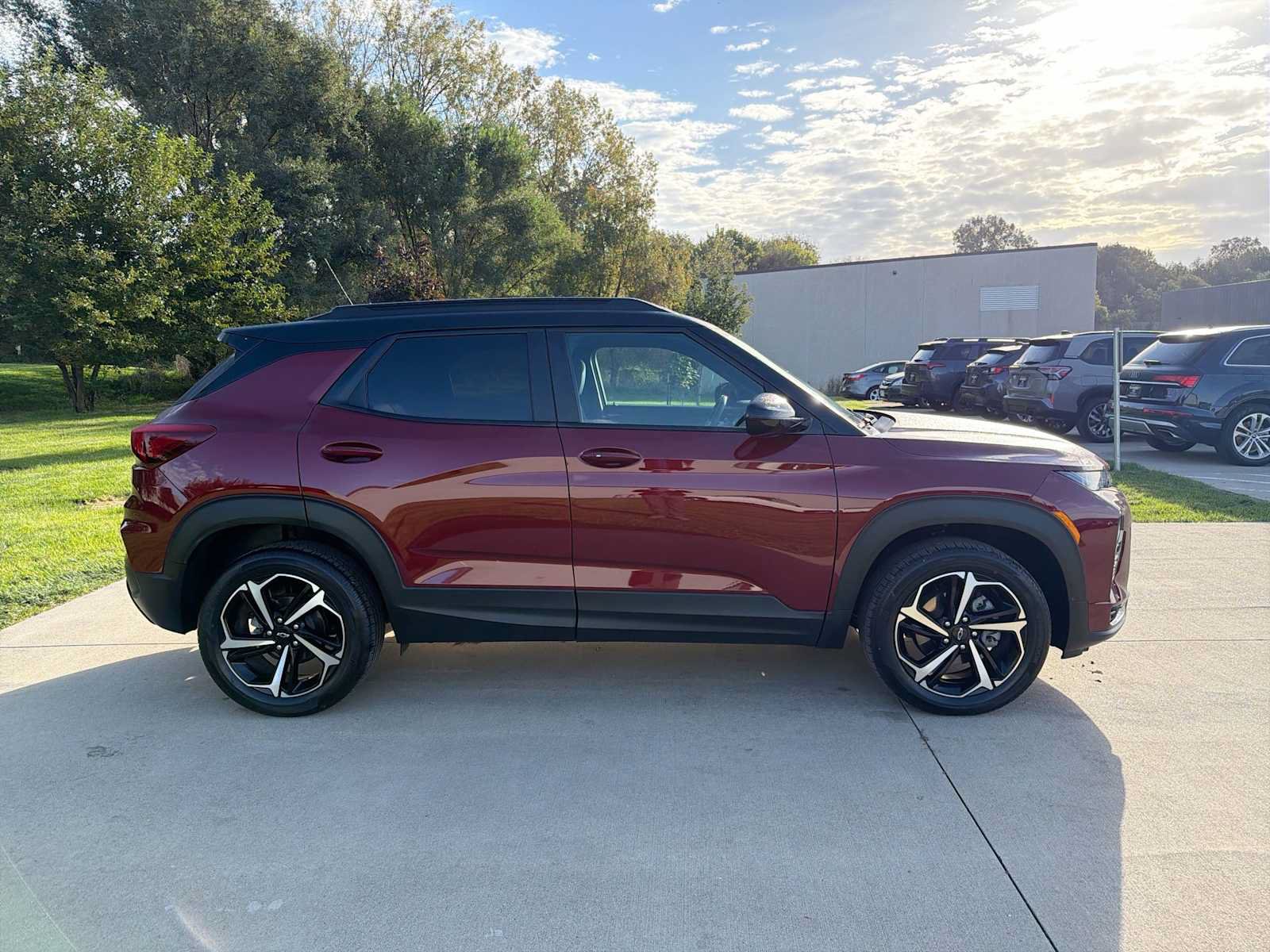 Used 2023 Chevrolet TrailBlazer RS w/ Convenience Package AWD/4WD image 7