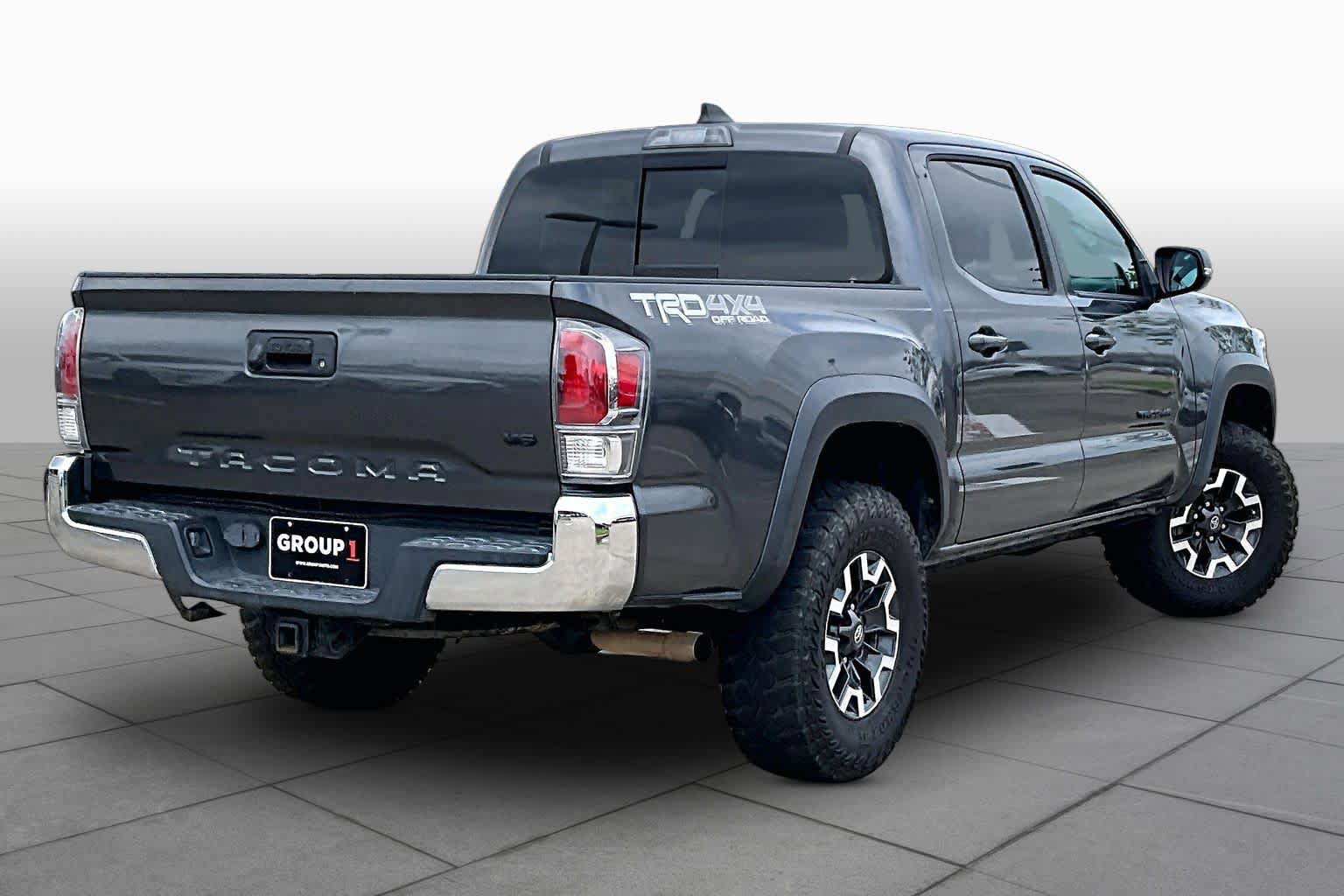 Used 2020 Toyota Tacoma TRD Off-Road AWD/4WD image 12