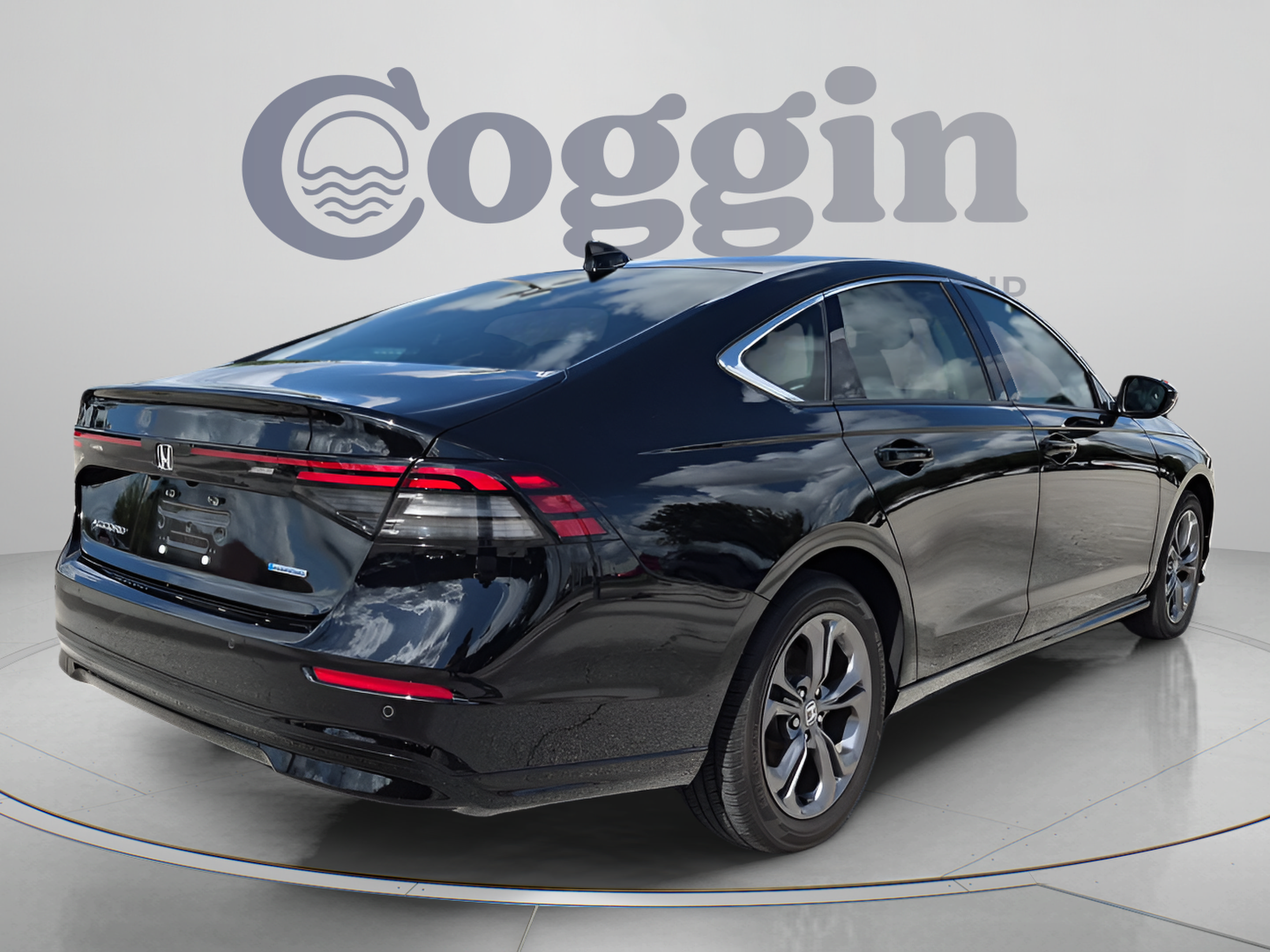 Certified 2023 Honda Accord EX-L image 6