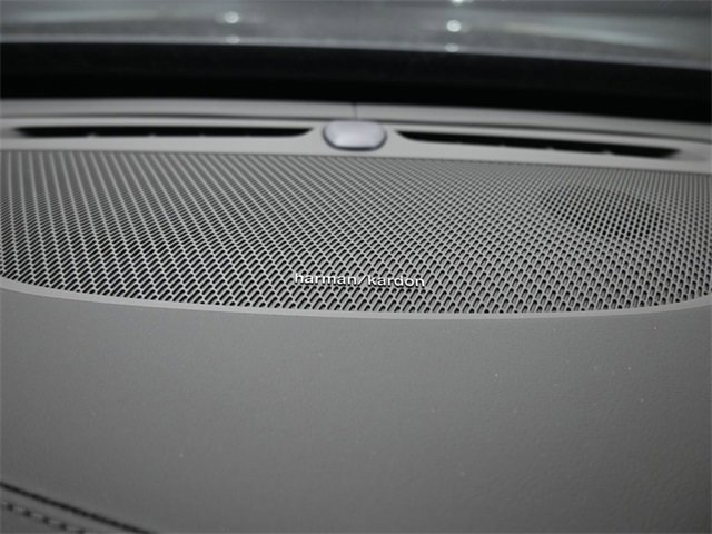 New 2026 Volvo XC90 B6 Plus w/ Protection Package Premier image 31