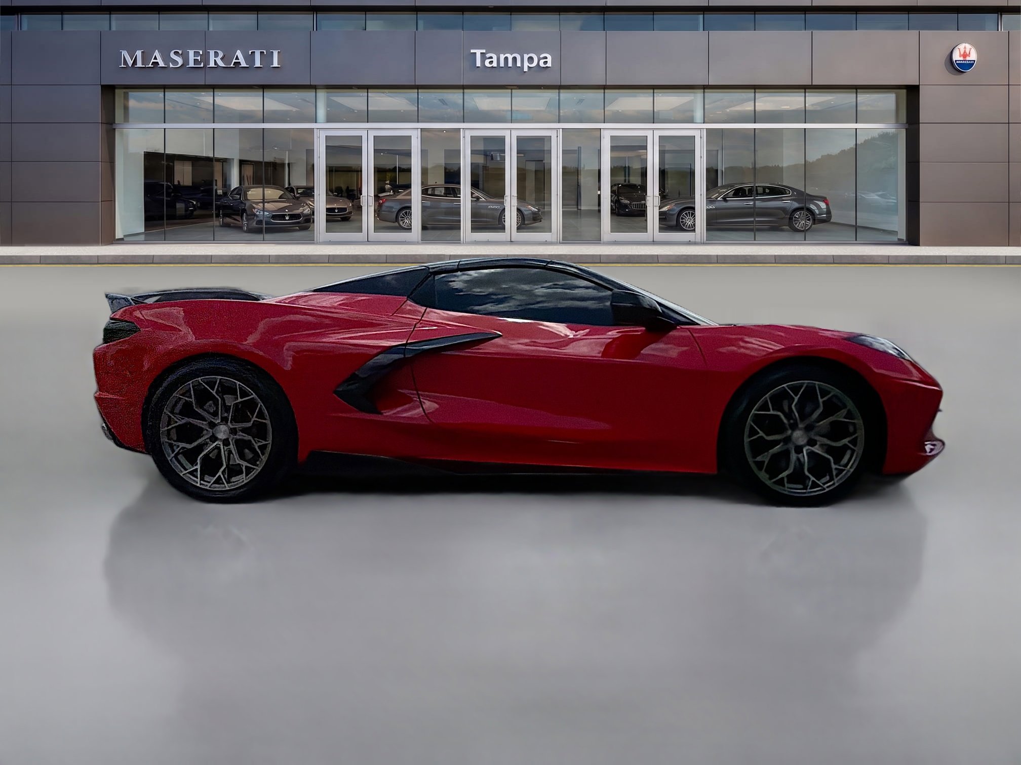 Used 2021 Chevrolet Corvette Stingray Convertible w/ Z51 Performance Package RWD image 2