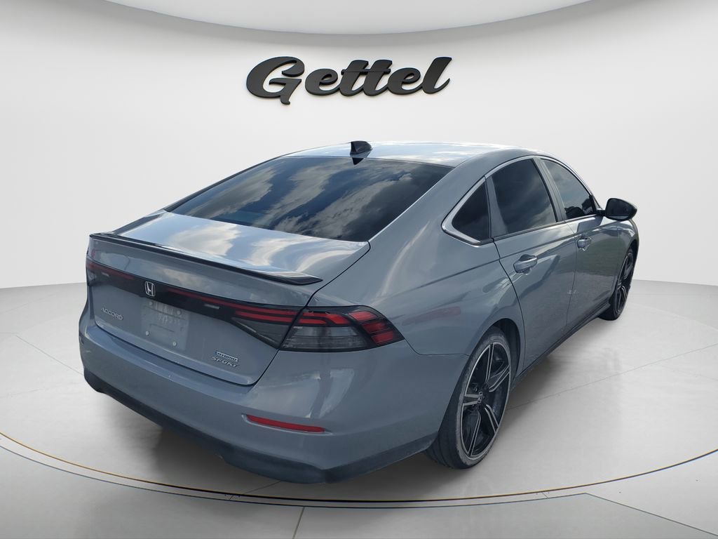Used 2024 Honda Accord Sport image 3