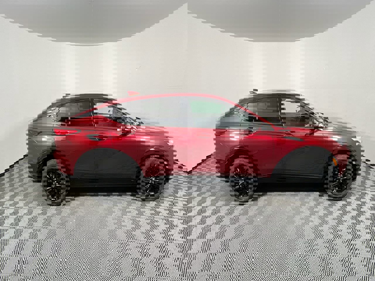 Used 2024 Buick Envista Sport Touring w/ Convenience I Package image 2