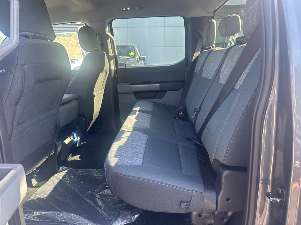 New 2026 Ford F250 XLT w/ Snow Plow Prep Package image 21