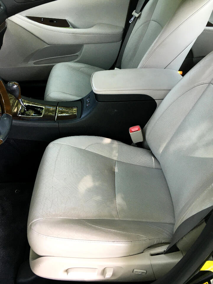 Used 2011 Lexus ES 350 image 10