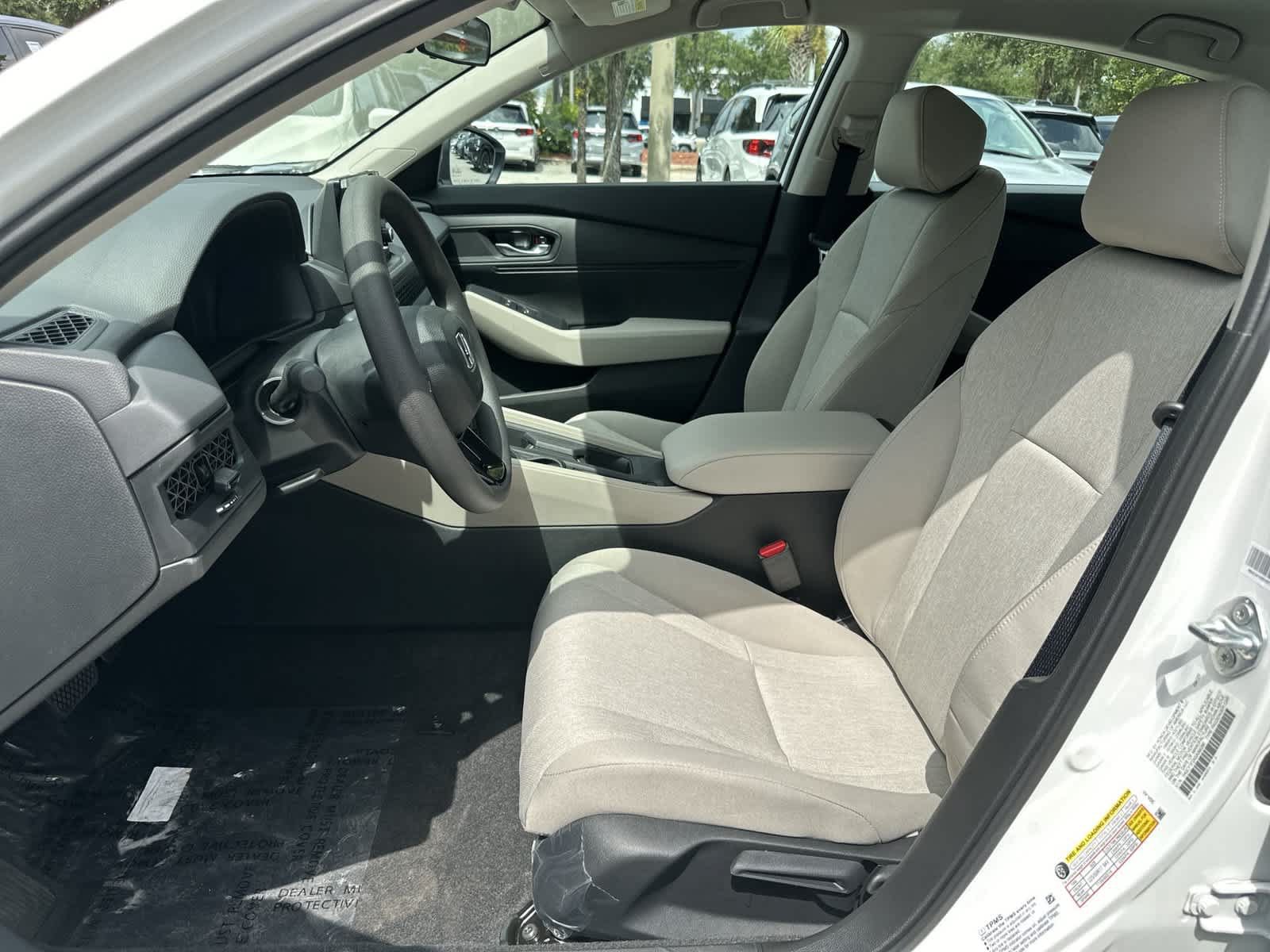 Used 2025 Honda Accord LX image 13